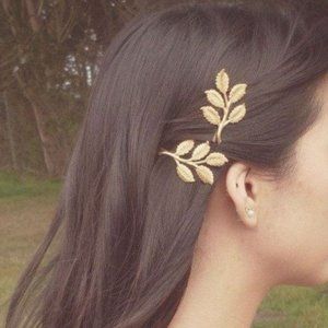 Vintage Leaf Hair Clip